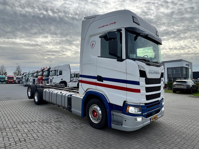 Scania S450 6x2 chassis cabine Retarder / Alcoa / Standclima / 715cm - Φορτηγό σασί: φωτογραφία 3 Scania S450 6x2 chassis cabine Retarder / Alcoa / Standclima / 715cm - Φορτηγό σασί: φωτογραφία 3