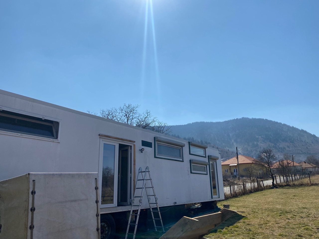 Krone Semiremorca casa mobila Complet Utilata - Σπίτι εμπορευματοκιβωτία: φωτογραφία 3 Krone Semiremorca casa mobila Complet Utilata - Σπίτι εμπορευματοκιβωτία: φωτογραφία 3