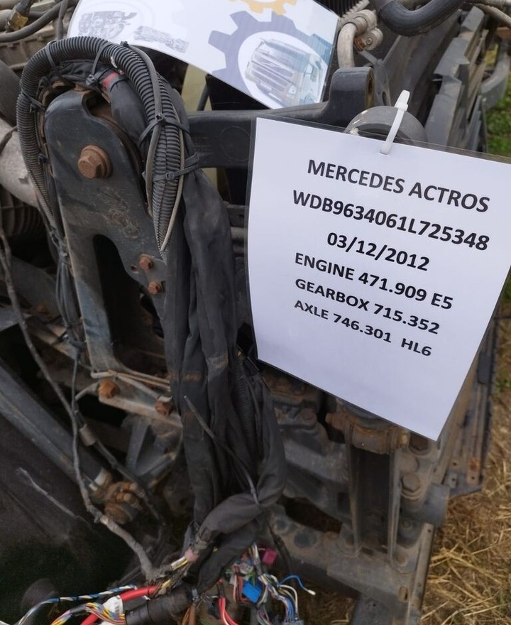 Mercedes-Benz Actros truck - Πλαίσιο/ Σασί για Φορτηγό: φωτογραφία 1 Mercedes-Benz Actros truck - Πλαίσιο/ Σασί για Φορτηγό: φωτογραφία 1