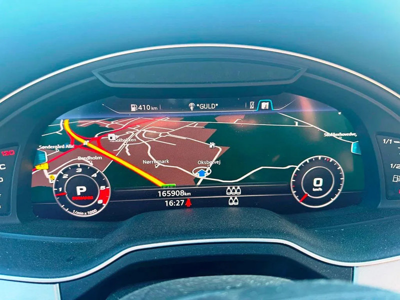 SUV Audi SQ7 Black Edition. panoramo sun roof. . oil heater. head up display. 21" alu weels. night vision. B&O sound system.: φωτογραφία 16