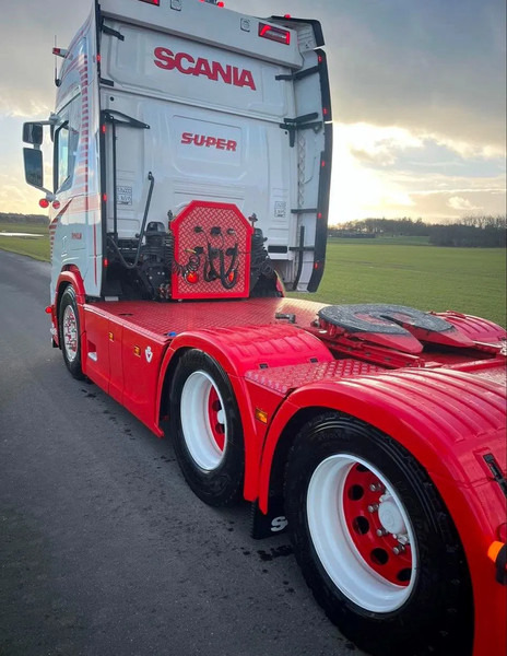 Scania R770 V8 NGS Special Interior. Only 110000 km. Air/ Air suspensiom. Hydr, system. - Τράκτορας: φωτογραφία 2 Scania R770 V8 NGS Special Interior. Only 110000 km. Air/ Air suspensiom. Hydr, system. - Τράκτορας: φωτογραφία 2