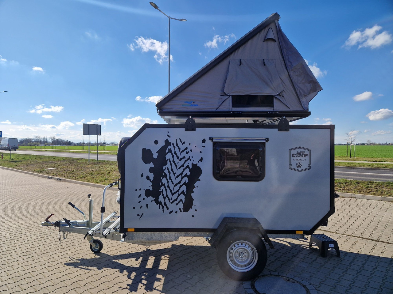 NOWA Przyczepa Wyprawowa Turystyczna Off-ROAD Everest MT-CAMP 2025 - Ρυμουλκούμενο τροχόσπιτο: φωτογραφία 2 NOWA Przyczepa Wyprawowa Turystyczna Off-ROAD Everest MT-CAMP 2025 - Ρυμουλκούμενο τροχόσπιτο: φωτογραφία 2