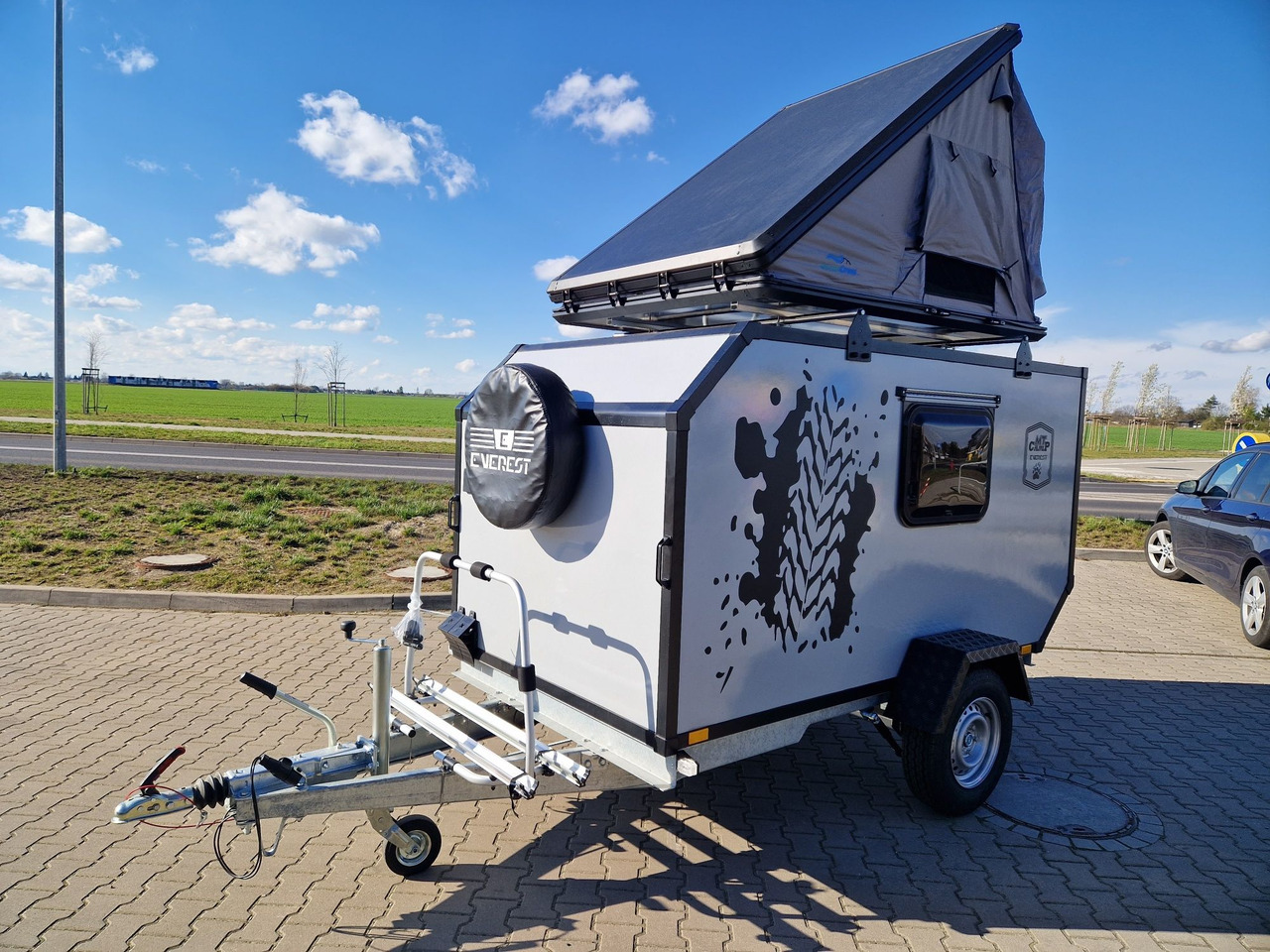 NOWA Przyczepa Wyprawowa Turystyczna Off-ROAD Everest MT-CAMP 2025 - Ρυμουλκούμενο τροχόσπιτο: φωτογραφία 1 NOWA Przyczepa Wyprawowa Turystyczna Off-ROAD Everest MT-CAMP 2025 - Ρυμουλκούμενο τροχόσπιτο: φωτογραφία 1