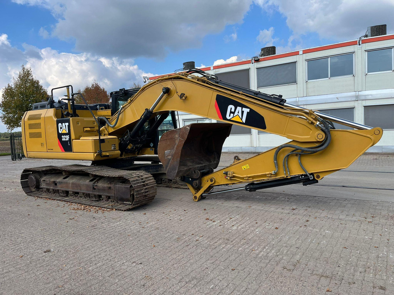 Caterpillar 323FL - Ερπυστριοφόρος εκσκαφέας: φωτογραφία 4 Caterpillar 323FL - Ερπυστριοφόρος εκσκαφέας: φωτογραφία 4