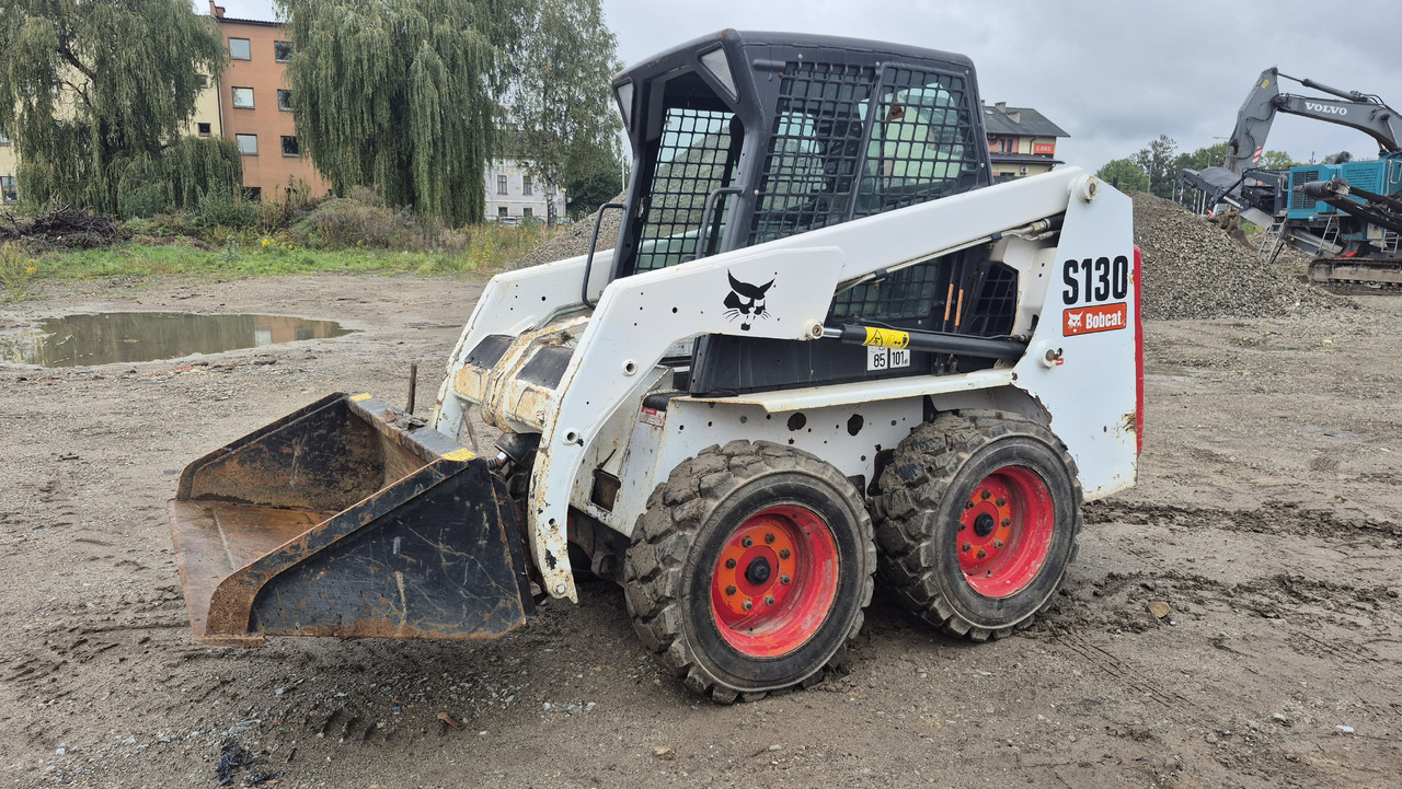 BOBCAT S130 - Φορτωτής πλάγιας ολίσθησης: φωτογραφία 1 BOBCAT S130 - Φορτωτής πλάγιας ολίσθησης: φωτογραφία 1
