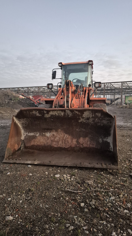 DOOSAN DL250-3 - Ελαστιχοφόρος φορτωτής: φωτογραφία 4 DOOSAN DL250-3 - Ελαστιχοφόρος φορτωτής: φωτογραφία 4