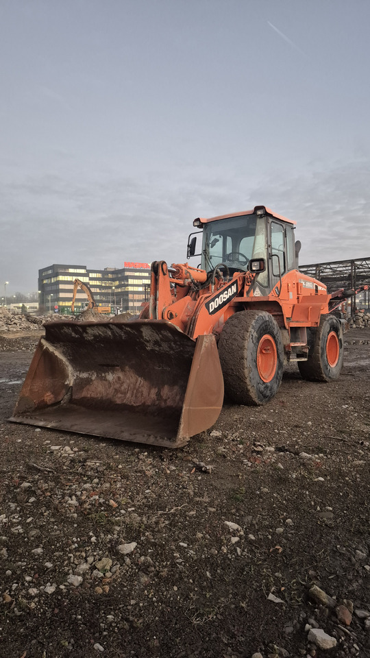 DOOSAN DL250-3 - Ελαστιχοφόρος φορτωτής: φωτογραφία 3 DOOSAN DL250-3 - Ελαστιχοφόρος φορτωτής: φωτογραφία 3