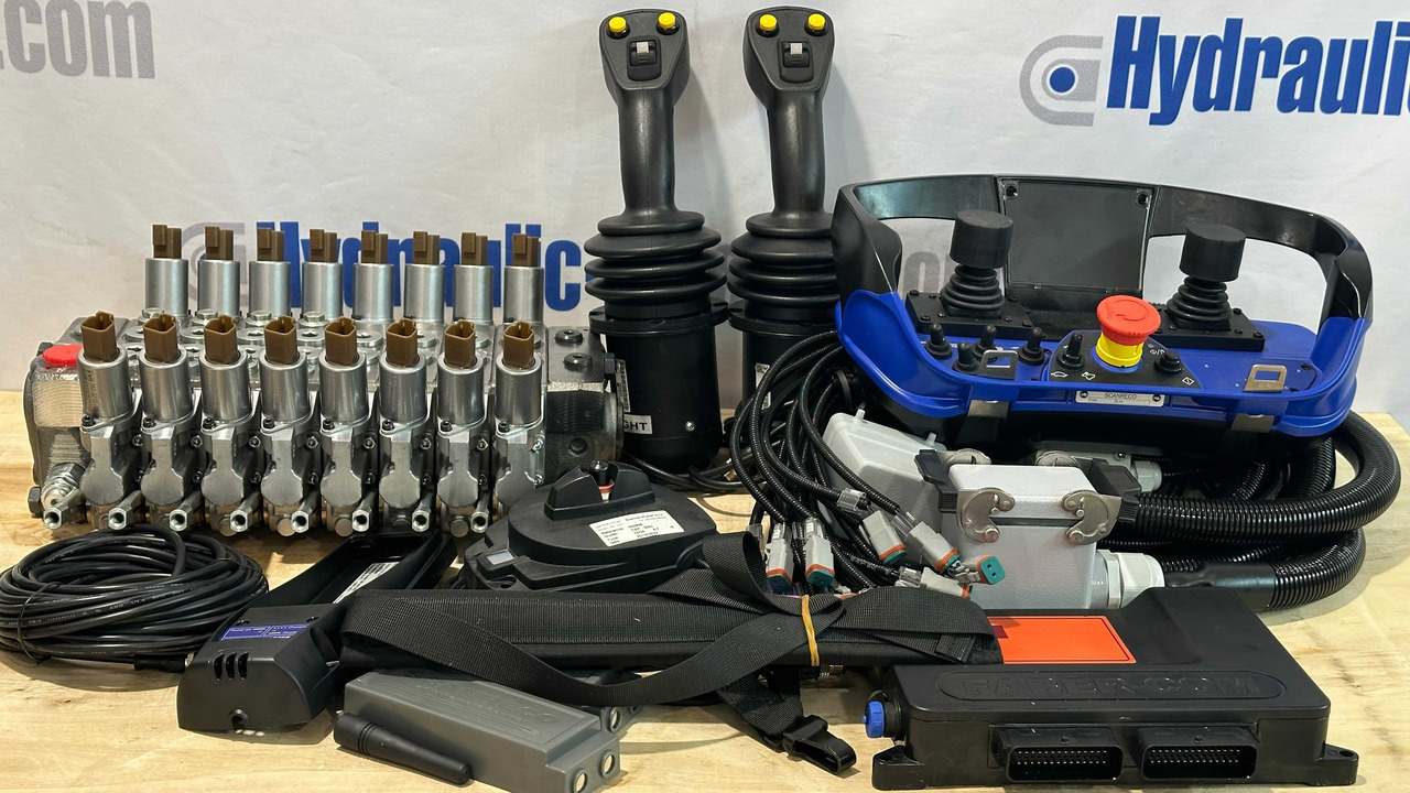 Set Scanreco RC400 with Walvoil DPX100 Liebherr, Demag, Grove, Tadano - Δασική ρυμούλκα: φωτογραφία 1 Set Scanreco RC400 with Walvoil DPX100 Liebherr, Demag, Grove, Tadano - Δασική ρυμούλκα: φωτογραφία 1
