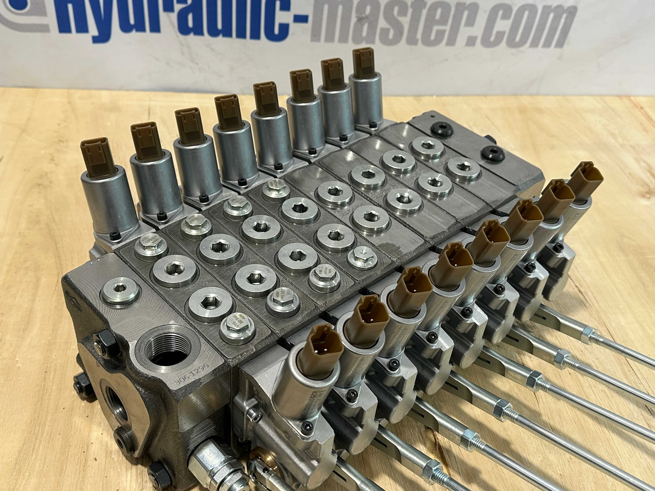 Valve Walvoil DPX100 MKG, Palfinger, Fassi, Hiab - Δασική ρυμούλκα: φωτογραφία 1 Valve Walvoil DPX100 MKG, Palfinger, Fassi, Hiab - Δασική ρυμούλκα: φωτογραφία 1