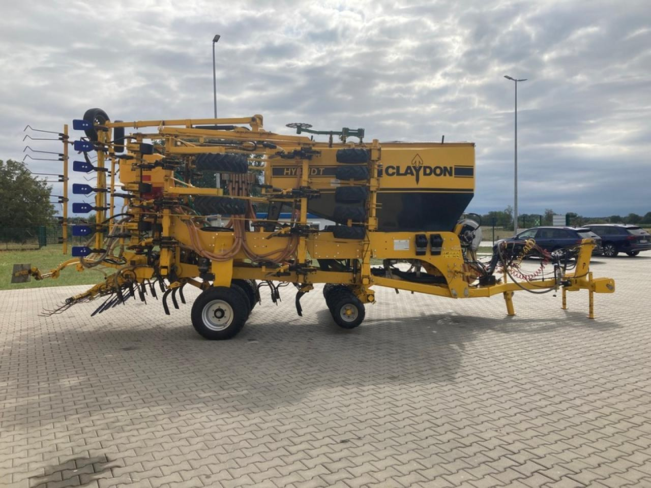 CLAYDON HYBRID T 6 VIEL ZUBEHÖR - Σπαρτική μηχανή ακριβείας: φωτογραφία 4 CLAYDON HYBRID T 6 VIEL ZUBEHÖR - Σπαρτική μηχανή ακριβείας: φωτογραφία 4