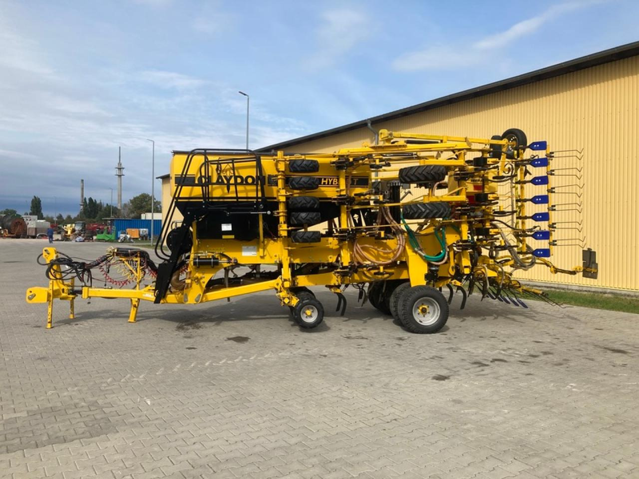 CLAYDON HYBRID T 6 VIEL ZUBEHÖR - Σπαρτική μηχανή ακριβείας: φωτογραφία 2 CLAYDON HYBRID T 6 VIEL ZUBEHÖR - Σπαρτική μηχανή ακριβείας: φωτογραφία 2