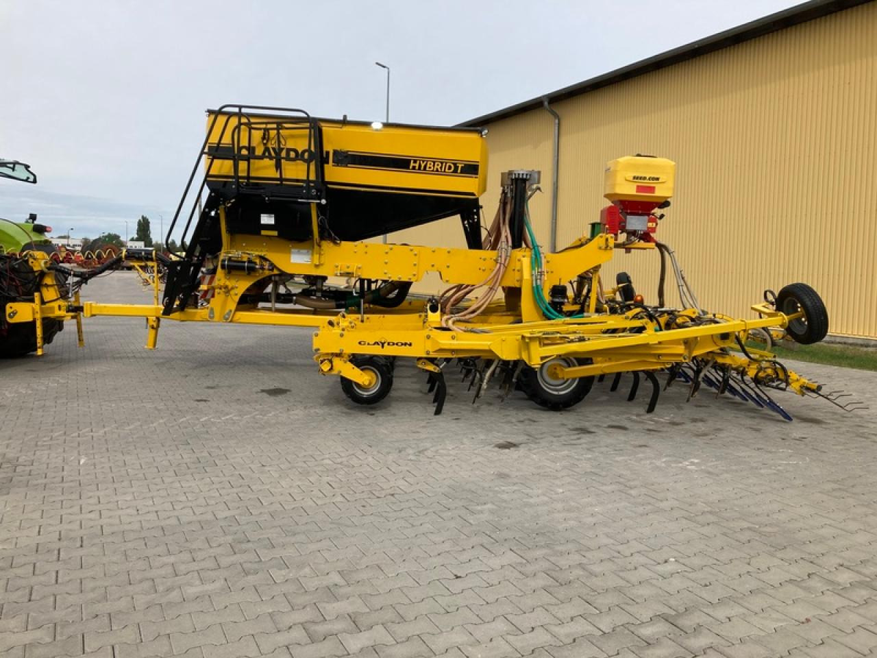 CLAYDON HYBRID T 6 VIEL ZUBEHÖR - Σπαρτική μηχανή ακριβείας: φωτογραφία 5 CLAYDON HYBRID T 6 VIEL ZUBEHÖR - Σπαρτική μηχανή ακριβείας: φωτογραφία 5