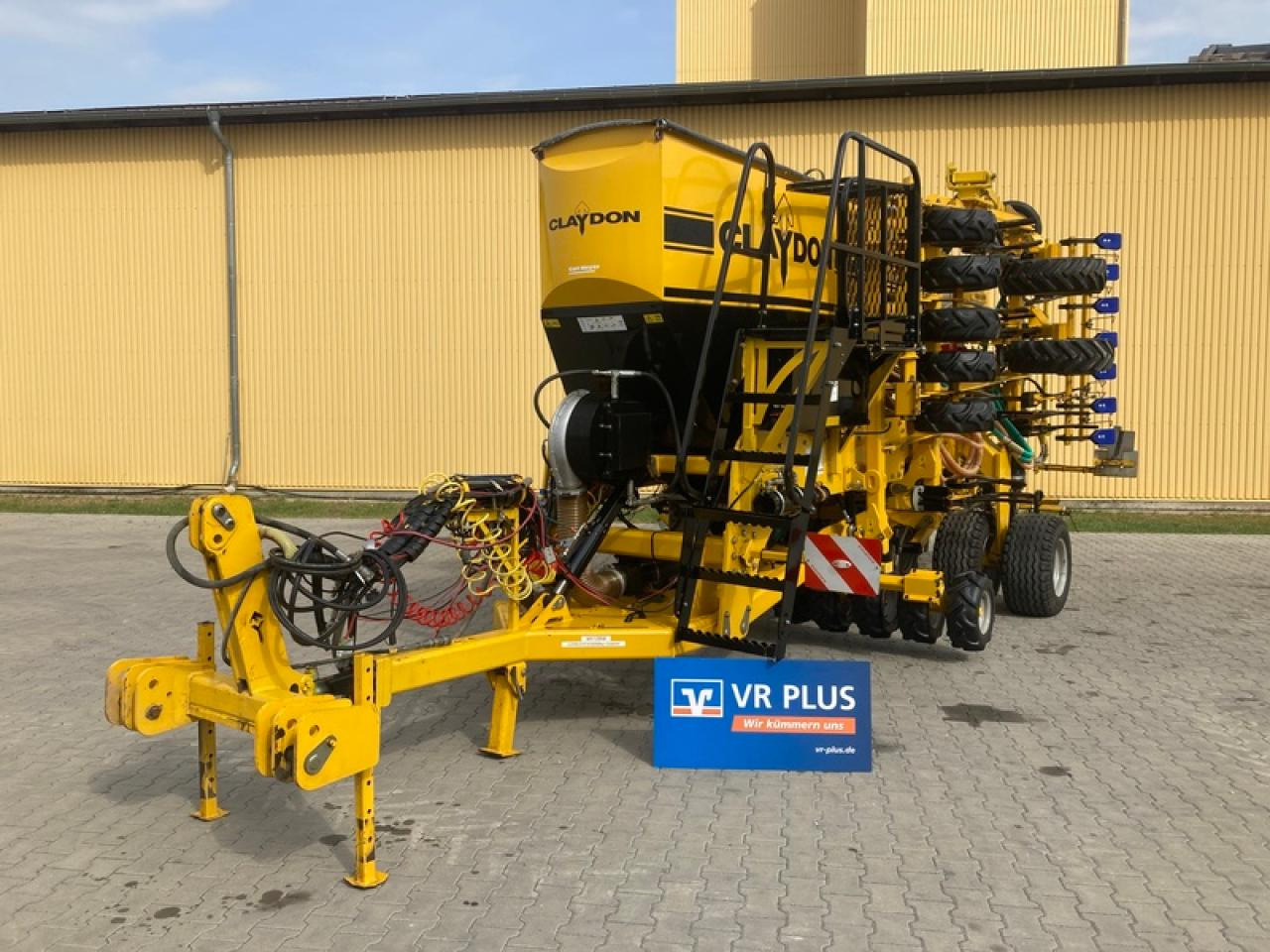CLAYDON HYBRID T 6 VIEL ZUBEHÖR - Σπαρτική μηχανή ακριβείας: φωτογραφία 1 CLAYDON HYBRID T 6 VIEL ZUBEHÖR - Σπαρτική μηχανή ακριβείας: φωτογραφία 1