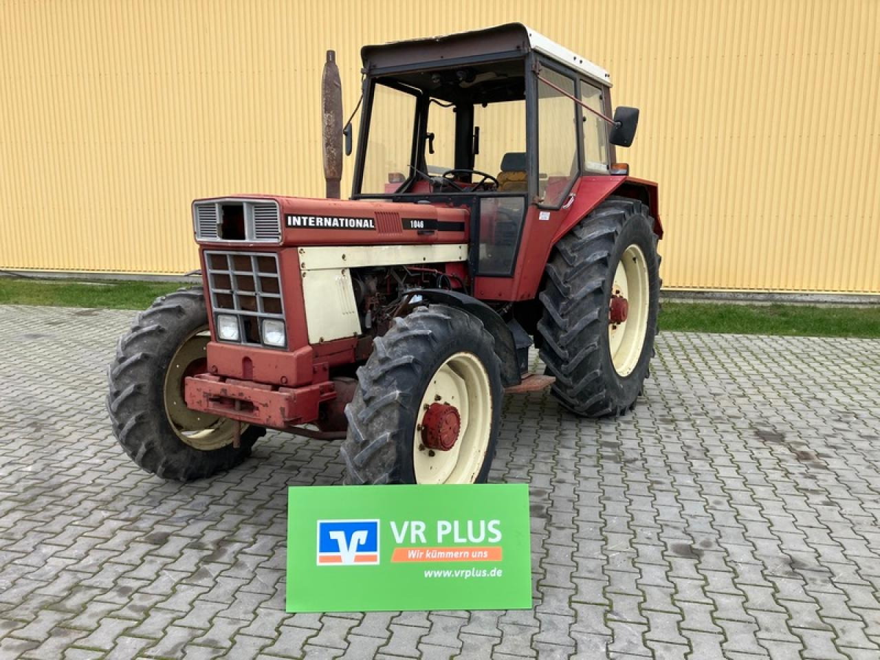 Case-IH 1046 AS - Τρακτέρ: φωτογραφία 1 Case-IH 1046 AS - Τρακτέρ: φωτογραφία 1