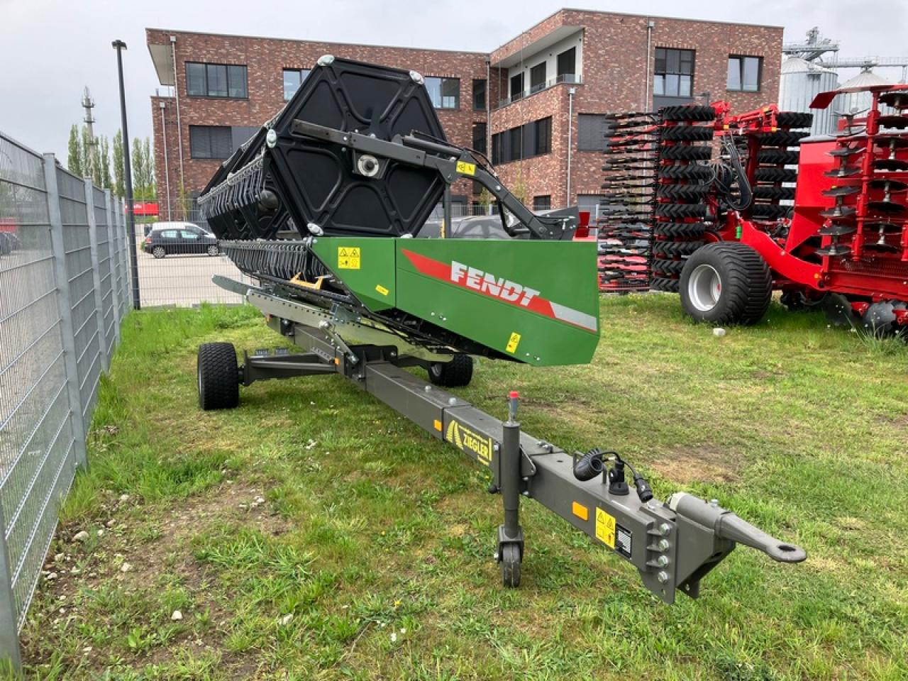 Fendt FREEFLOW 540 - Θεριζοαλωνιστική μηχανή - κεφαλή: φωτογραφία 3 Fendt FREEFLOW 540 - Θεριζοαλωνιστική μηχανή - κεφαλή: φωτογραφία 3