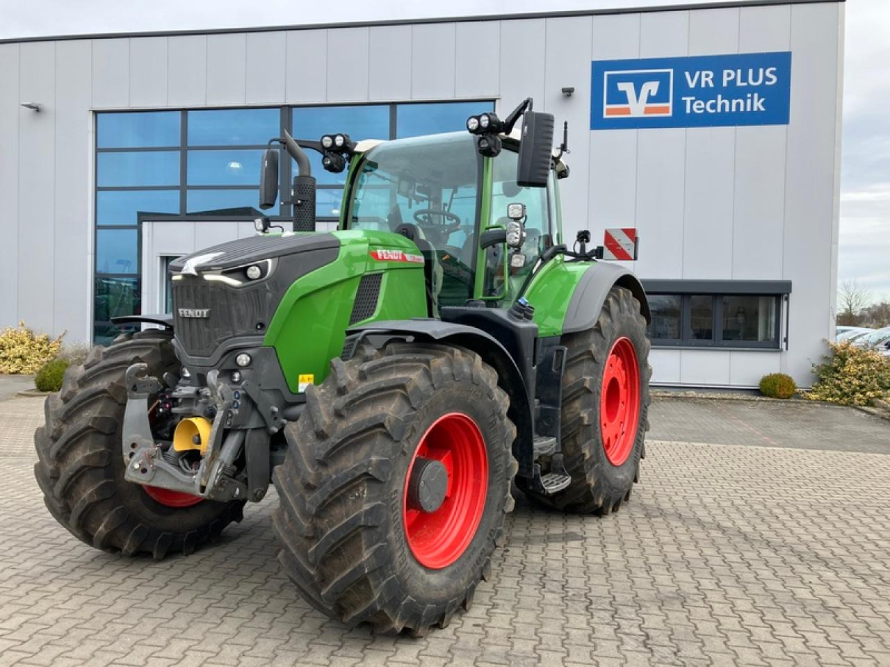 Fendt VARIO 728 GEN 7//RTK//VARIO GRIP - Τρακτέρ: φωτογραφία 1 Fendt VARIO 728 GEN 7//RTK//VARIO GRIP - Τρακτέρ: φωτογραφία 1