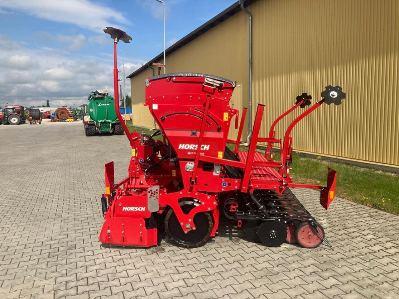 Horsch VERSA 3 KR - Σπαρτική με σβάρνα: φωτογραφία 2 Horsch VERSA 3 KR - Σπαρτική με σβάρνα: φωτογραφία 2