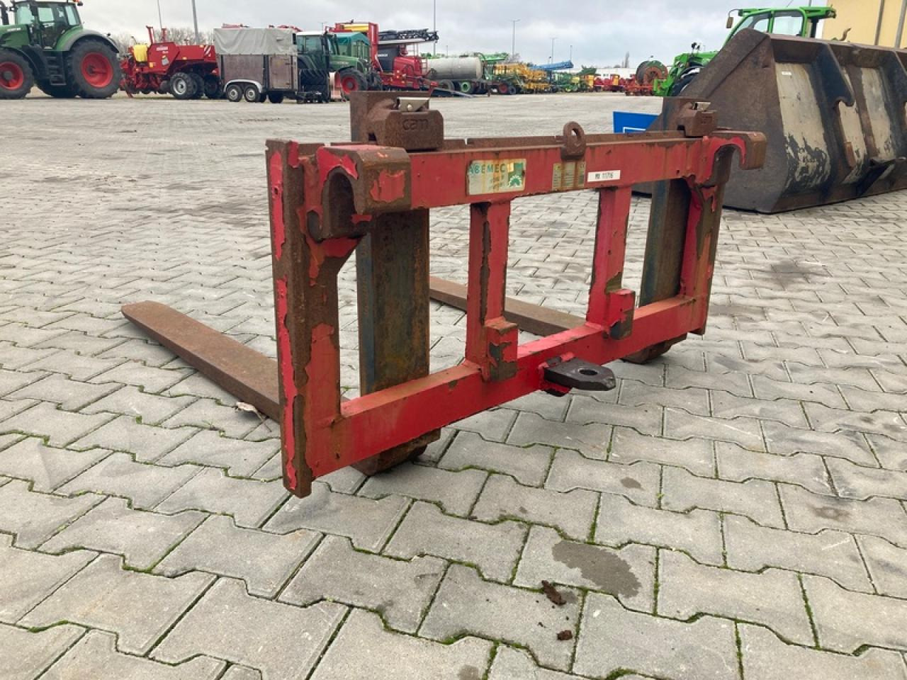 MERLO PG1200 - Πιρούνες: φωτογραφία 2 MERLO PG1200 - Πιρούνες: φωτογραφία 2