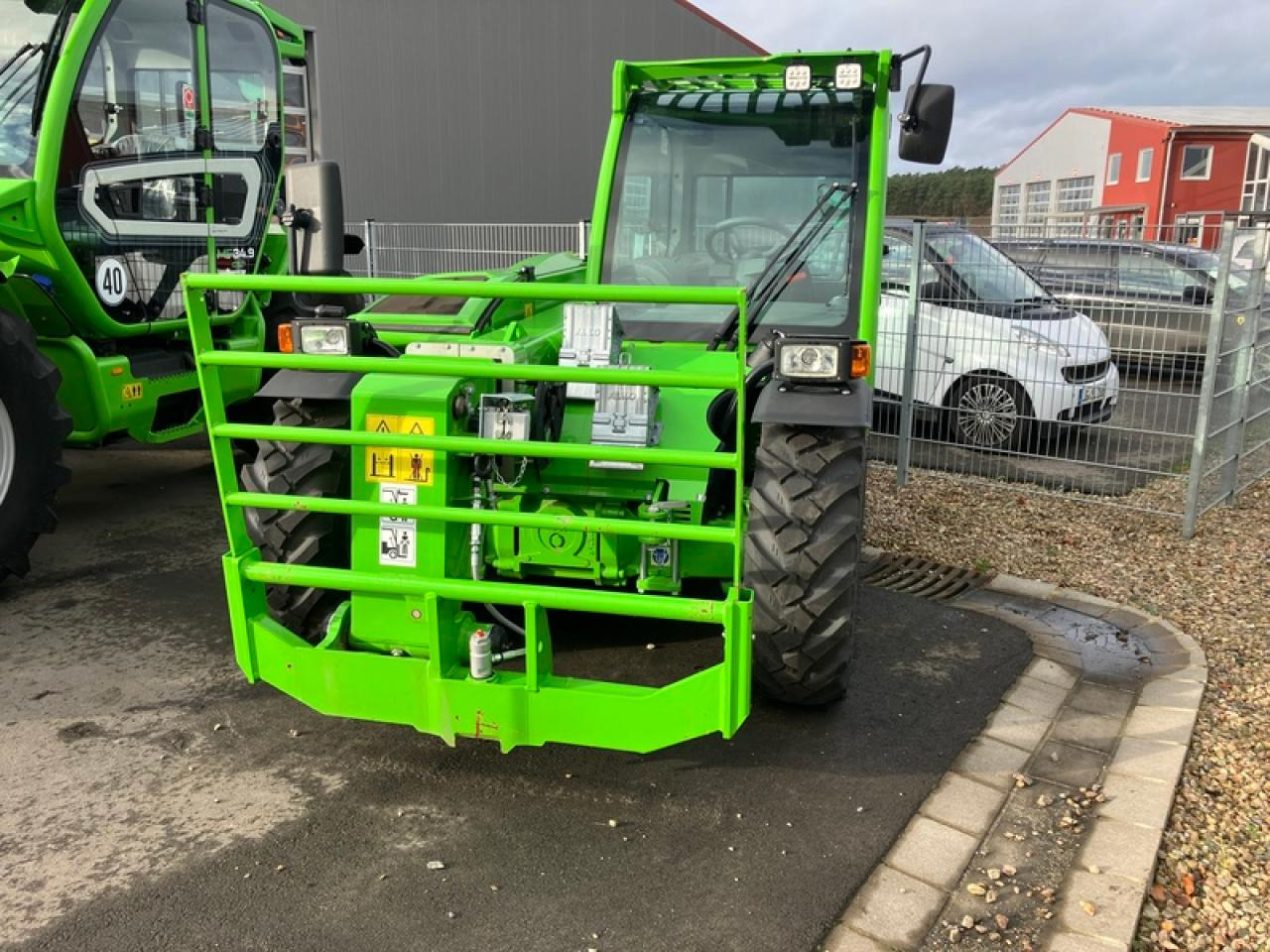 Merlo P27.6 PLUSAKTION - Τηλεσκοπικός φορτωτής: φωτογραφία 4 Merlo P27.6 PLUSAKTION - Τηλεσκοπικός φορτωτής: φωτογραφία 4