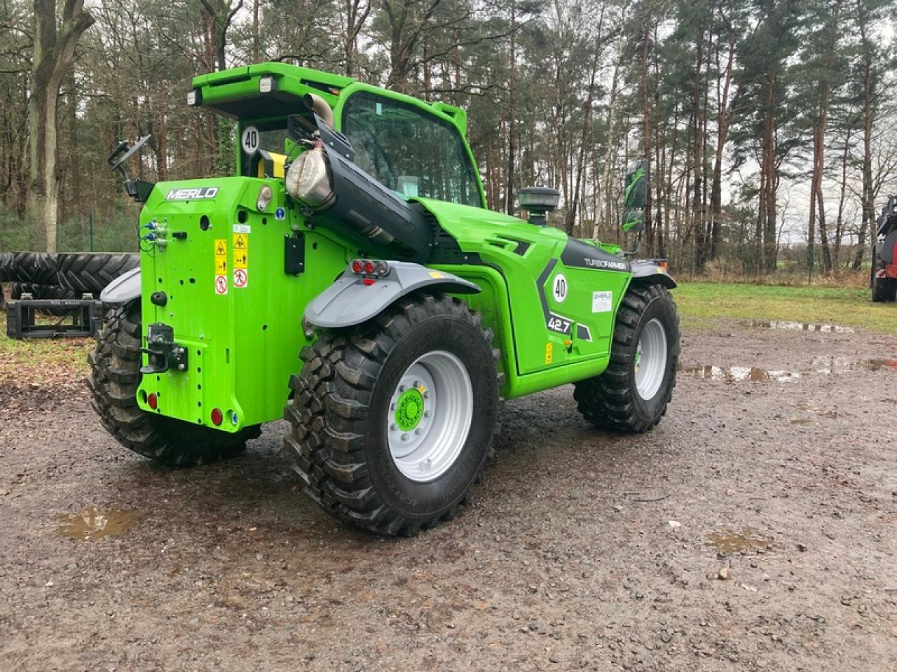 Merlo TF 42.7-145 - Τηλεσκοπικός φορτωτής: φωτογραφία 4 Merlo TF 42.7-145 - Τηλεσκοπικός φορτωτής: φωτογραφία 4