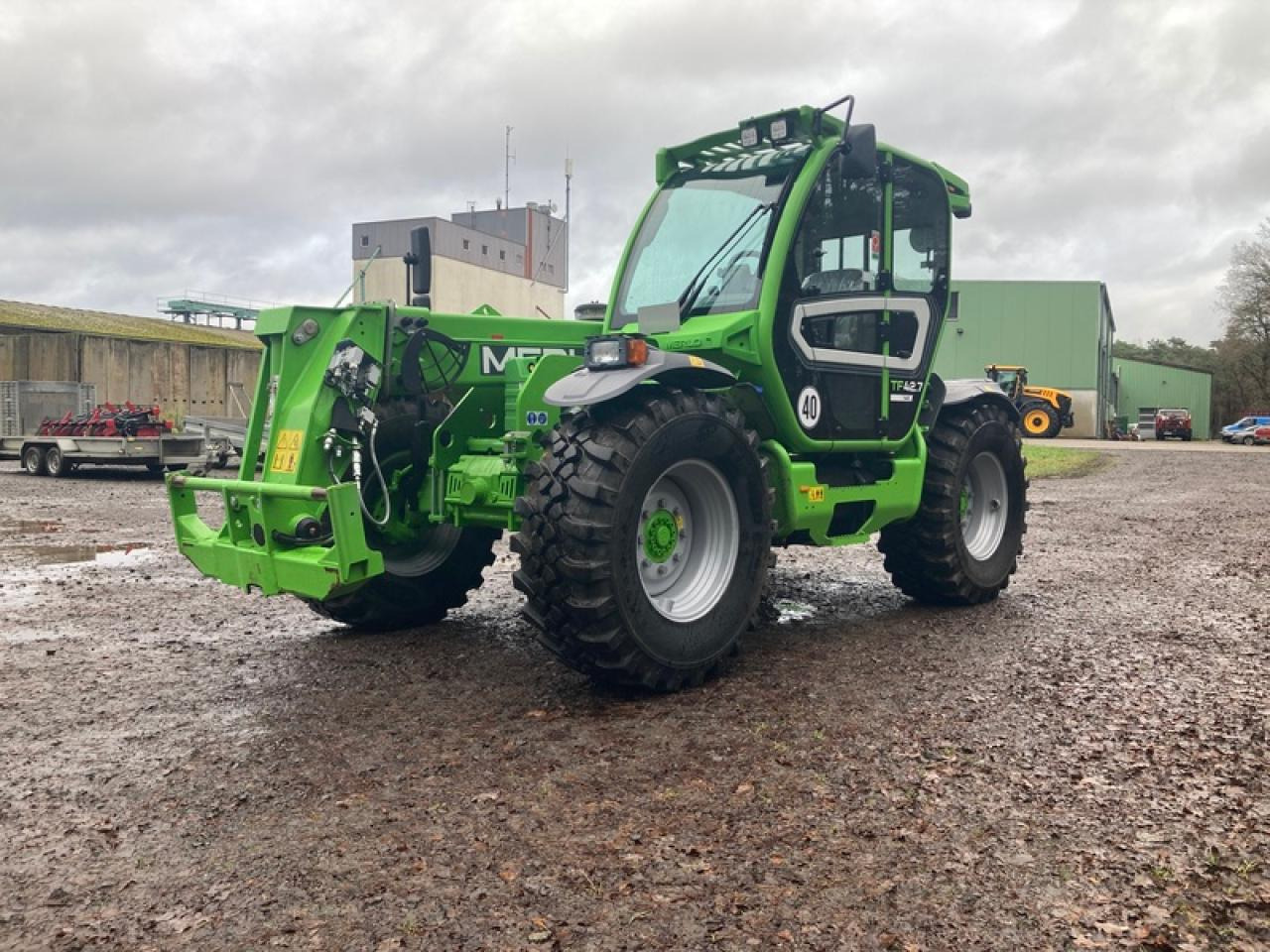 Merlo TF 42.7-145 - Τηλεσκοπικός φορτωτής: φωτογραφία 2 Merlo TF 42.7-145 - Τηλεσκοπικός φορτωτής: φωτογραφία 2