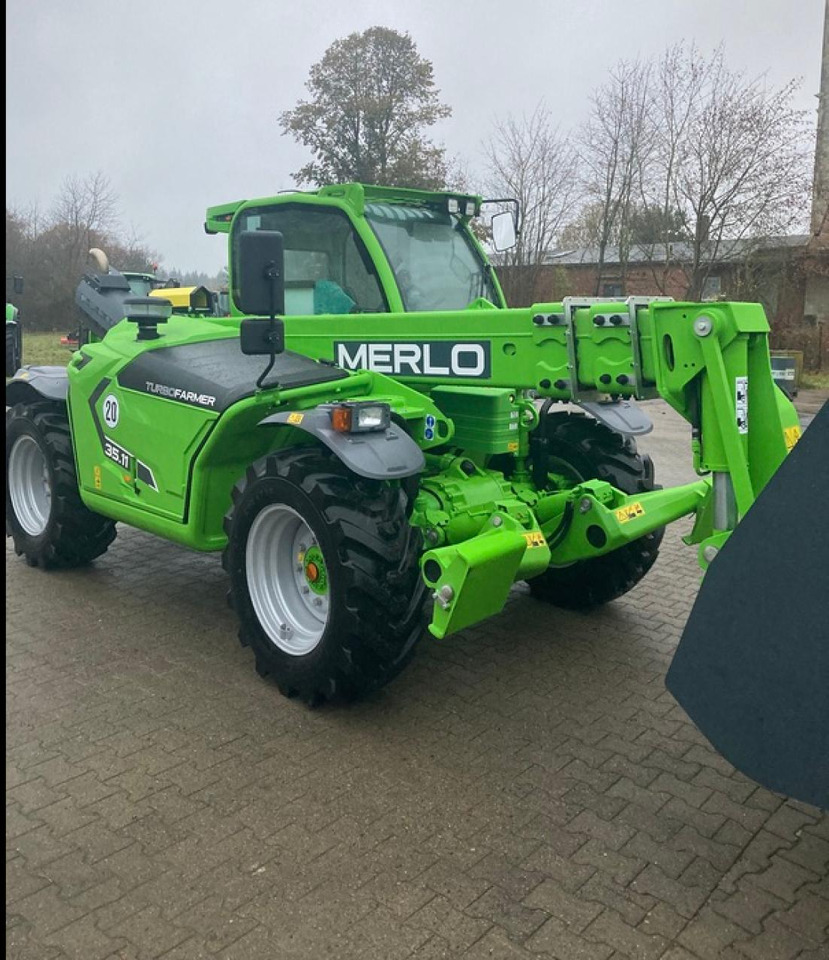 Merlo TF35.11TT - Τηλεσκοπικός φορτωτής: φωτογραφία 1 Merlo TF35.11TT - Τηλεσκοπικός φορτωτής: φωτογραφία 1