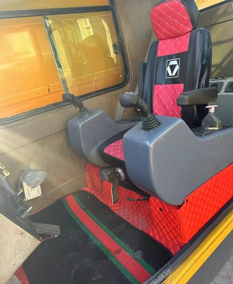 XCMG QY25K QY30K QY70K QY70KC truck crane - Τηλεσκοπικός γερανός: φωτογραφία 5 XCMG QY25K QY30K QY70K QY70KC truck crane - Τηλεσκοπικός γερανός: φωτογραφία 5