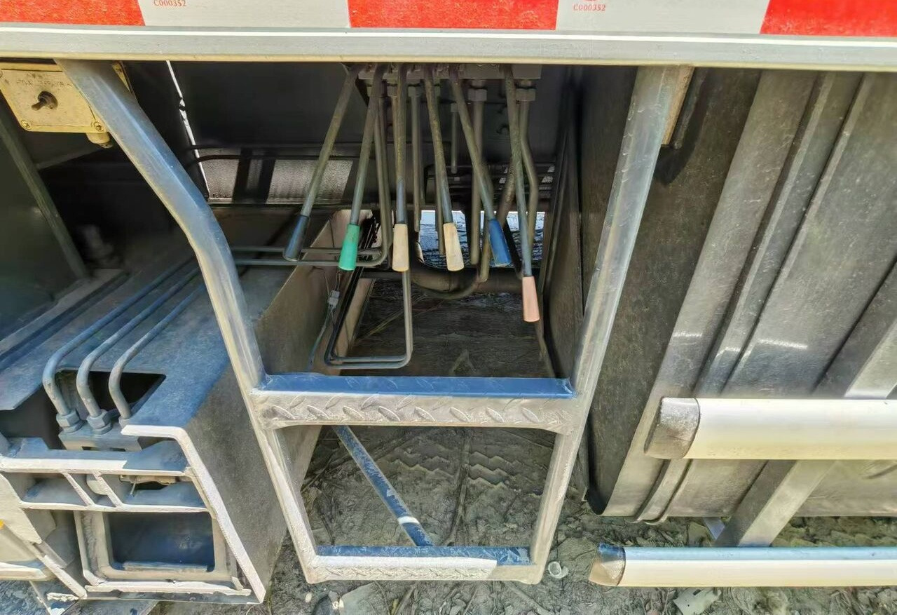 XCMG QY55KC 25ton 50ton 55ton 70ton 100 ton 130ton - Τηλεσκοπικός γερανός: φωτογραφία 3 XCMG QY55KC 25ton 50ton 55ton 70ton 100 ton 130ton - Τηλεσκοπικός γερανός: φωτογραφία 3