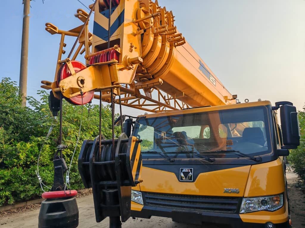 XCMG XCT25 XCT35 25T 25ton 35T 35ton - Τηλεσκοπικός γερανός: φωτογραφία 2 XCMG XCT25 XCT35 25T 25ton 35T 35ton - Τηλεσκοπικός γερανός: φωτογραφία 2