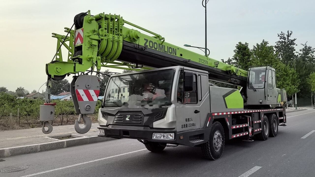 Zoomlion ZTC251V ZTC350 ZTV500 25T 35T 50T 25ton 35ton - Τηλεσκοπικός γερανός: φωτογραφία 3 Zoomlion ZTC251V ZTC350 ZTV500 25T 35T 50T 25ton 35ton - Τηλεσκοπικός γερανός: φωτογραφία 3