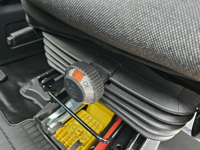 IVECO Daily 35S18HA8V DOKA Hi-Matic 12m³ L2H2 7 Sitze... - Βαν, Διπλοκάμπινο ελαφρύ επαγγελματικό: φωτογραφία 3 IVECO Daily 35S18HA8V DOKA Hi-Matic 12m³ L2H2 7 Sitze... - Βαν, Διπλοκάμπινο ελαφρύ επαγγελματικό: φωτογραφία 3