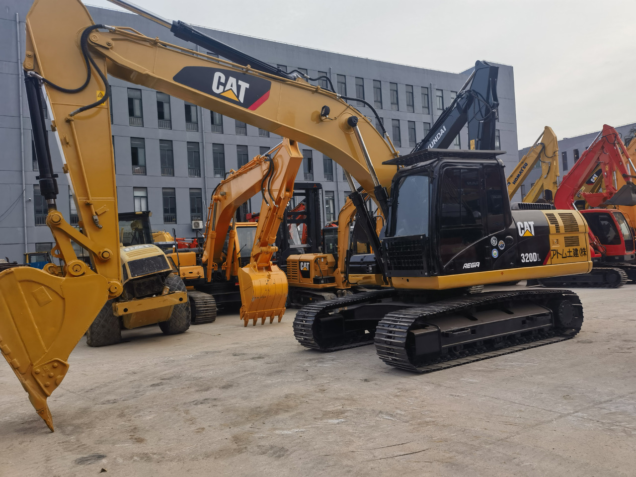 CAT 320DL Excavator - Ερπυστριοφόρος εκσκαφέας: φωτογραφία 3 CAT 320DL Excavator - Ερπυστριοφόρος εκσκαφέας: φωτογραφία 3
