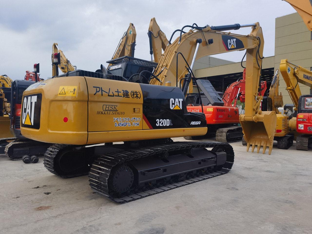 CAT 320DL Excavator - Ερπυστριοφόρος εκσκαφέας: φωτογραφία 1 CAT 320DL Excavator - Ερπυστριοφόρος εκσκαφέας: φωτογραφία 1