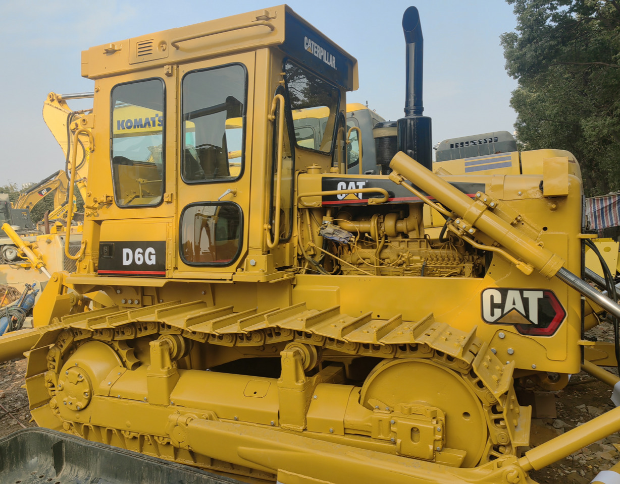 CAT D6G Bulldozer - Μπουλντόζα: φωτογραφία 2 CAT D6G Bulldozer - Μπουλντόζα: φωτογραφία 2