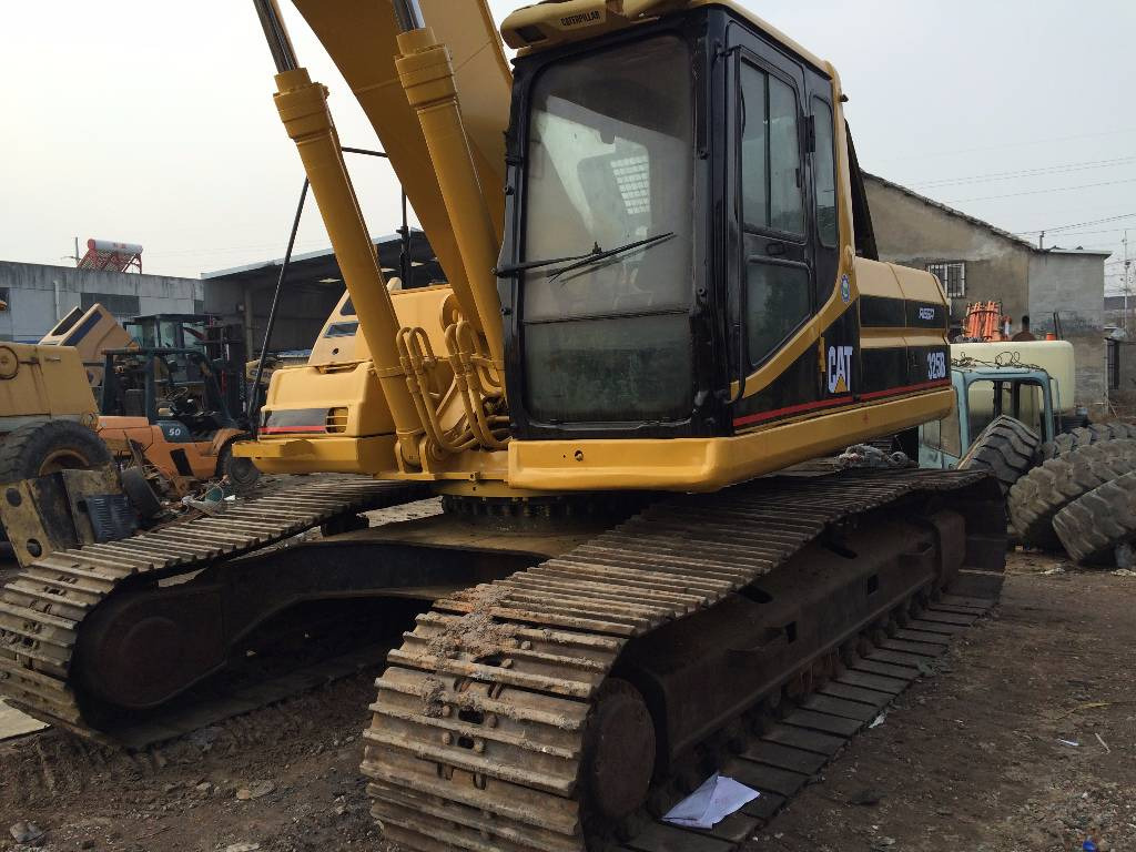 CATERPILLAR 325 B - Ερπυστριοφόρος εκσκαφέας: φωτογραφία 4 CATERPILLAR 325 B - Ερπυστριοφόρος εκσκαφέας: φωτογραφία 4