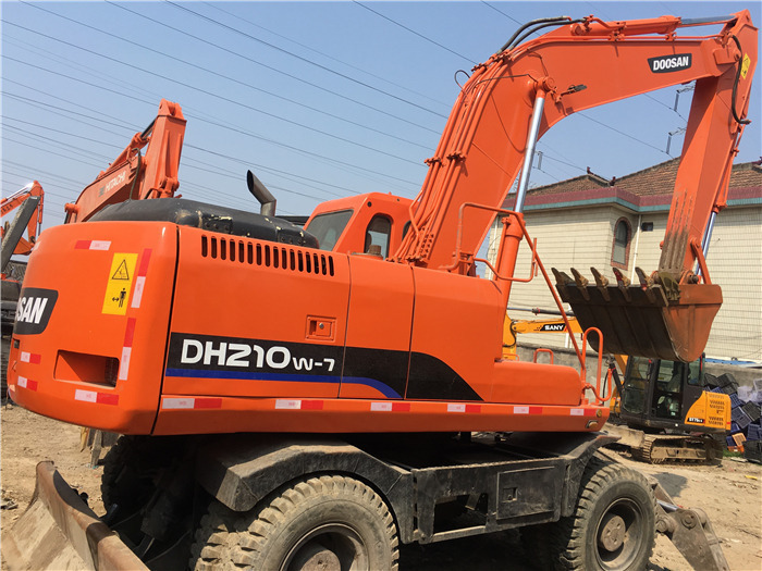 Doosan DH210w-7 wheel excavator - Τροχοφόρος εκσκαφέας: φωτογραφία 1 Doosan DH210w-7 wheel excavator - Τροχοφόρος εκσκαφέας: φωτογραφία 1