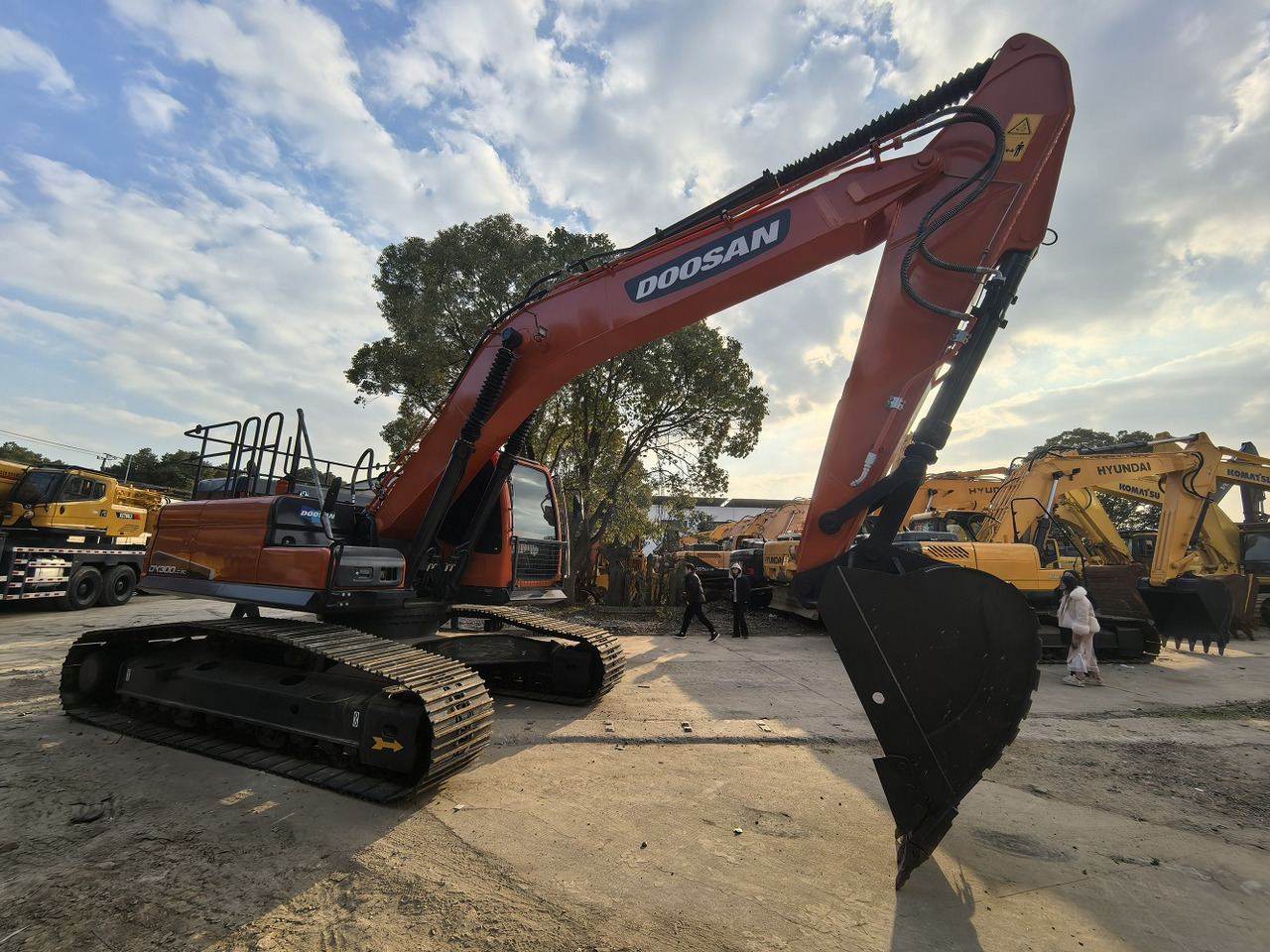 Doosan DX300LC Crawler Excavator - Ερπυστριοφόρος εκσκαφέας: φωτογραφία 3 Doosan DX300LC Crawler Excavator - Ερπυστριοφόρος εκσκαφέας: φωτογραφία 3