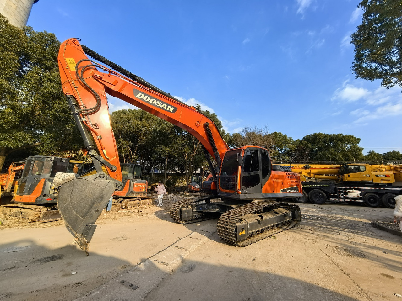 Doosan DX300LC Crawler Excavator - Ερπυστριοφόρος εκσκαφέας: φωτογραφία 1 Doosan DX300LC Crawler Excavator - Ερπυστριοφόρος εκσκαφέας: φωτογραφία 1