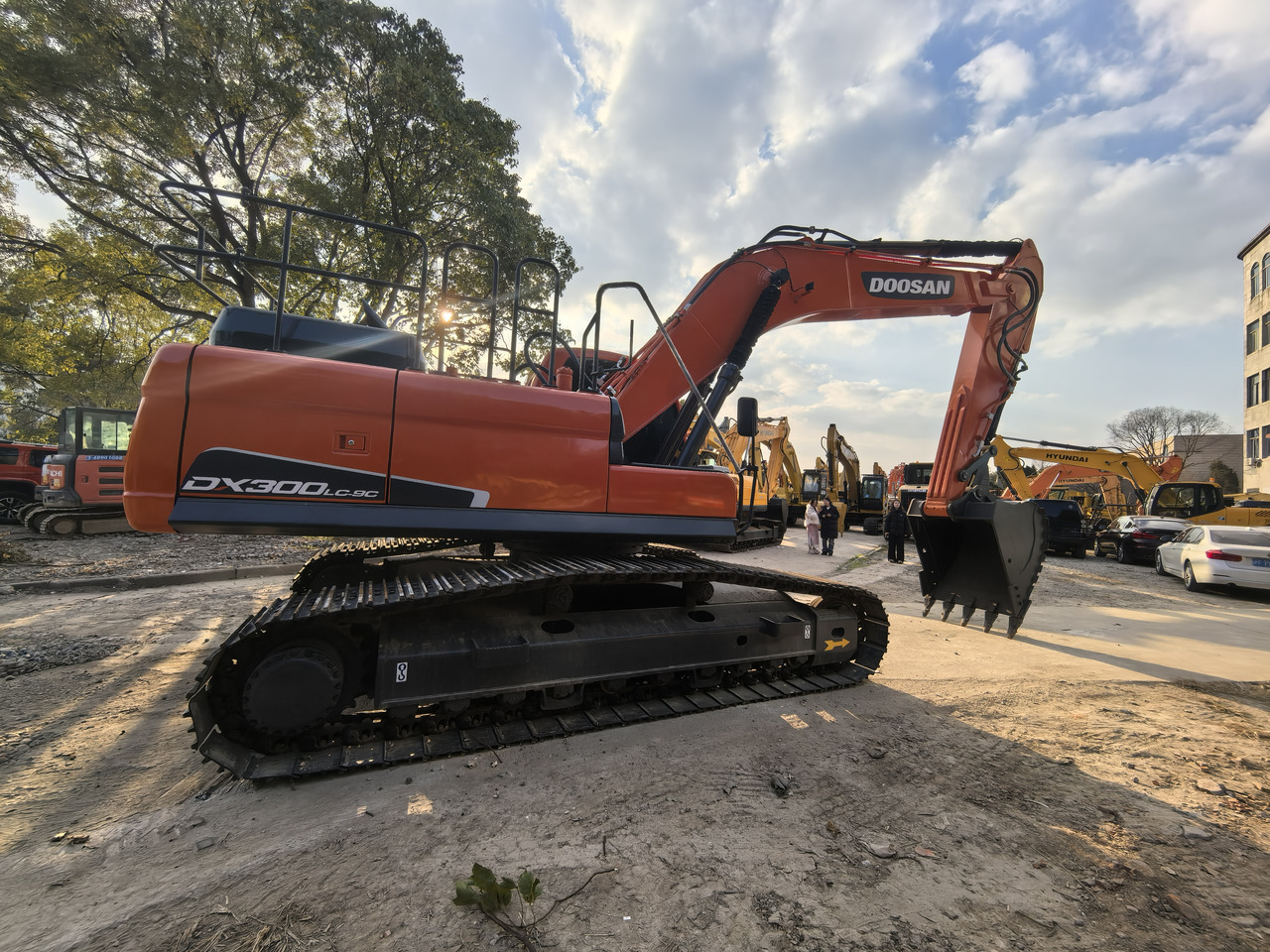 Doosan DX300LC Crawler Excavator - Ερπυστριοφόρος εκσκαφέας: φωτογραφία 2 Doosan DX300LC Crawler Excavator - Ερπυστριοφόρος εκσκαφέας: φωτογραφία 2