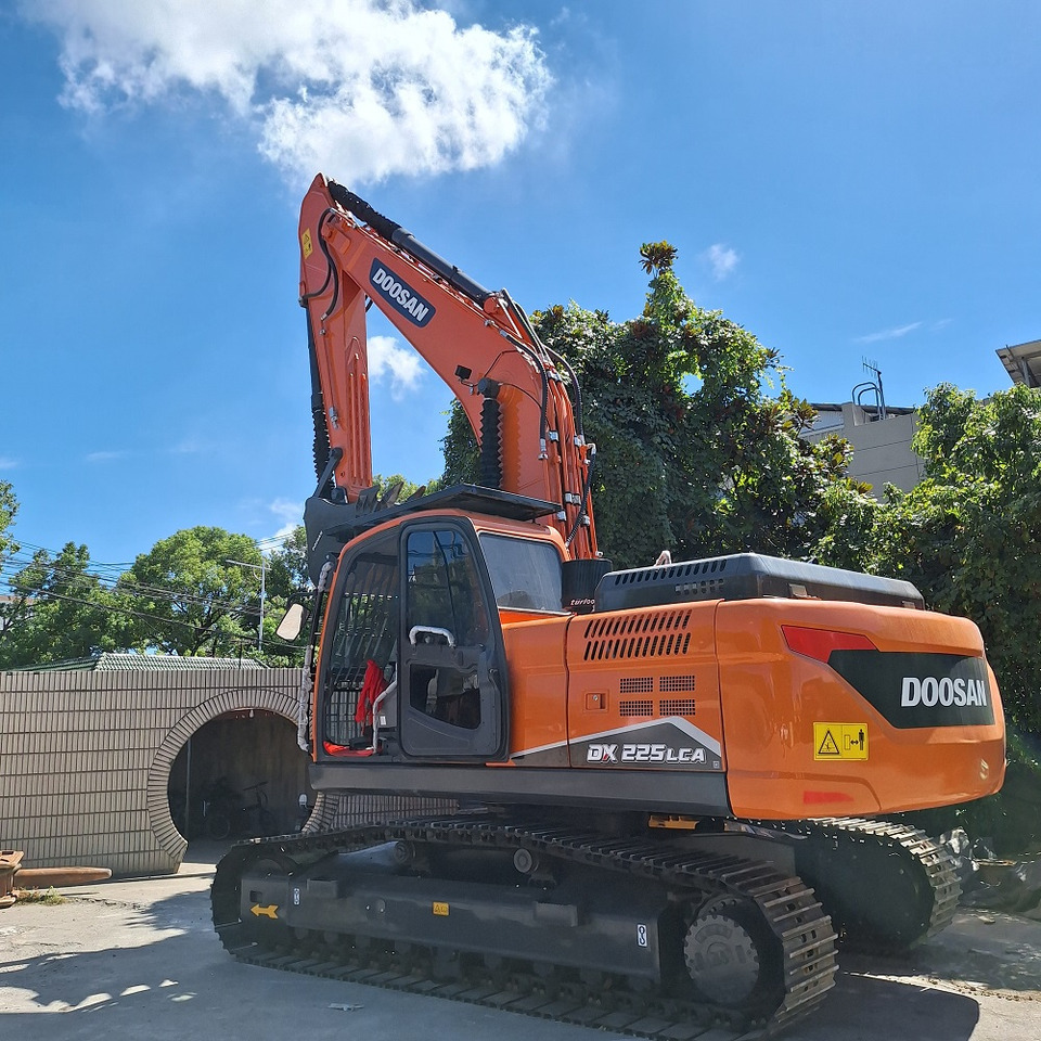 Doosan Dx225LCA Crawler Excavator - Ερπυστριοφόρος εκσκαφέας: φωτογραφία 2 Doosan Dx225LCA Crawler Excavator - Ερπυστριοφόρος εκσκαφέας: φωτογραφία 2