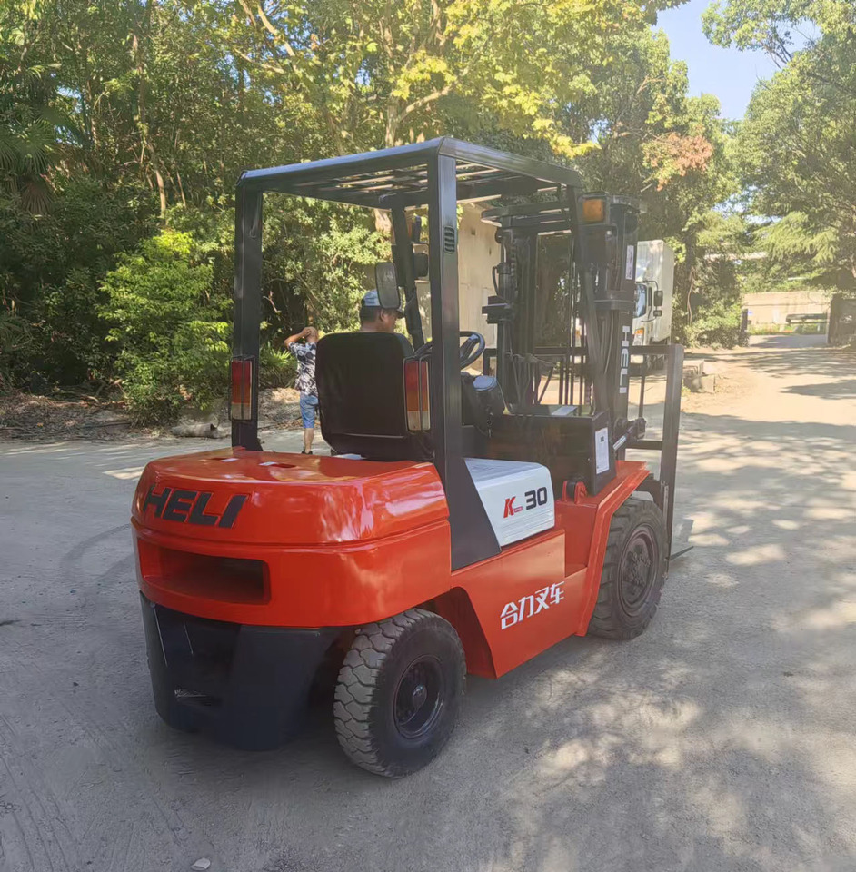 HELI CPCD 30 forklift - Πετρελαιοκίνητο περονοφόρο: φωτογραφία 2 HELI CPCD 30 forklift - Πετρελαιοκίνητο περονοφόρο: φωτογραφία 2
