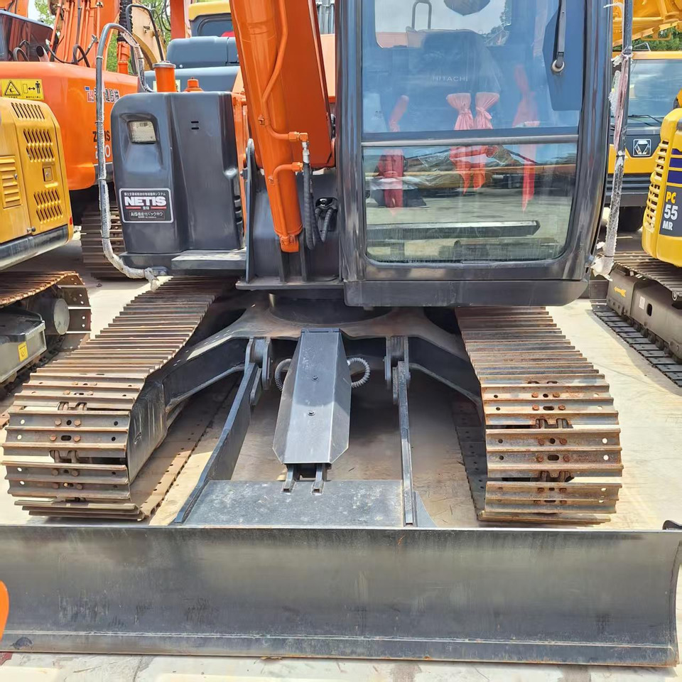 Hitachi ZX70 Excavator - Ερπυστριοφόρος εκσκαφέας: φωτογραφία 4 Hitachi ZX70 Excavator - Ερπυστριοφόρος εκσκαφέας: φωτογραφία 4