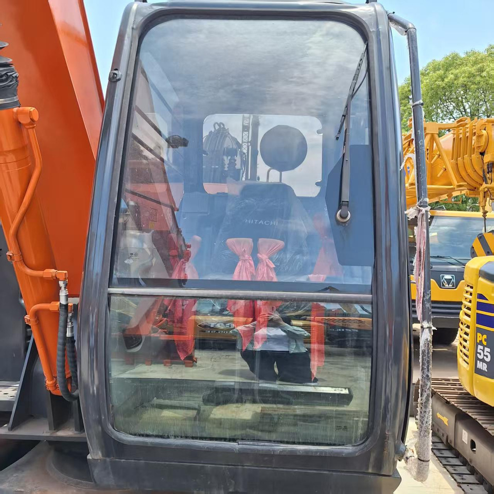 Hitachi ZX70 Excavator - Ερπυστριοφόρος εκσκαφέας: φωτογραφία 1 Hitachi ZX70 Excavator - Ερπυστριοφόρος εκσκαφέας: φωτογραφία 1