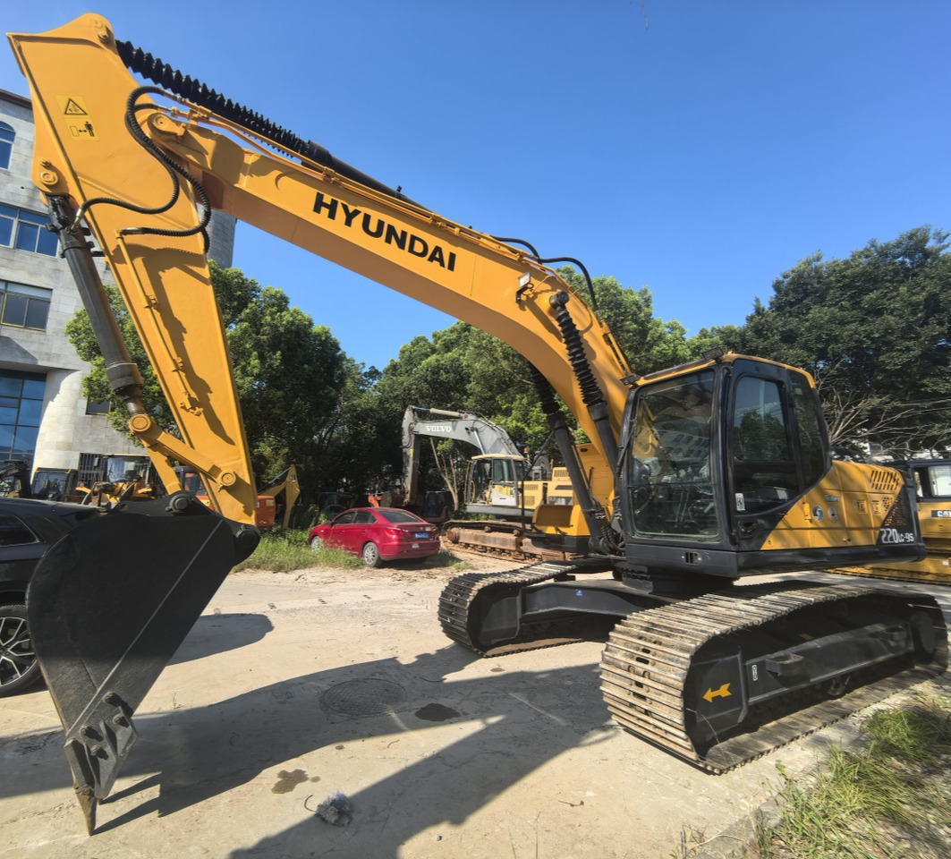 Hyundai 220lc-9s   excavator - Τροχοφόρος εκσκαφέας: φωτογραφία 4 Hyundai 220lc-9s   excavator - Τροχοφόρος εκσκαφέας: φωτογραφία 4