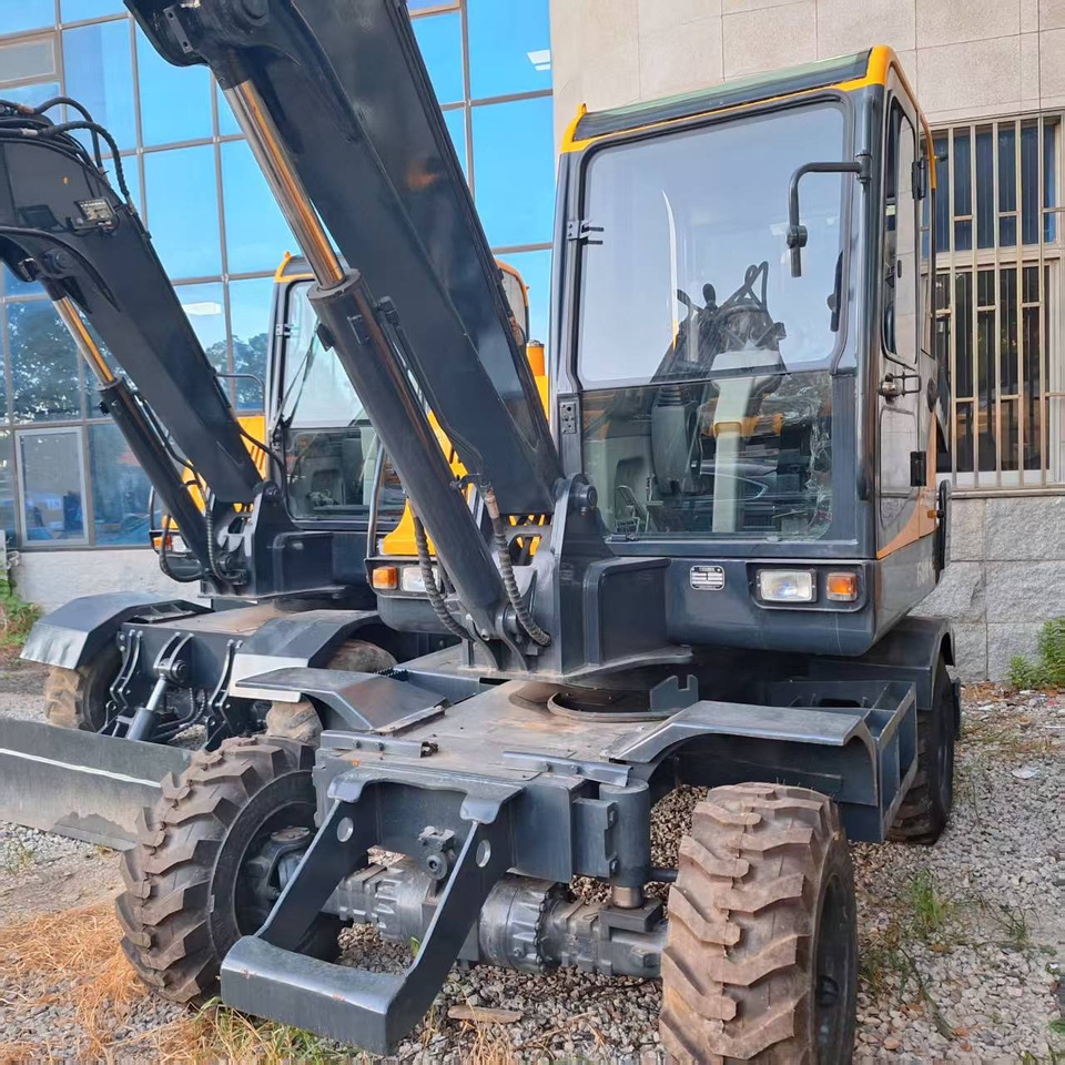 Hyundai 60wvs  excavator - Τροχοφόρος εκσκαφέας: φωτογραφία 3 Hyundai 60wvs  excavator - Τροχοφόρος εκσκαφέας: φωτογραφία 3