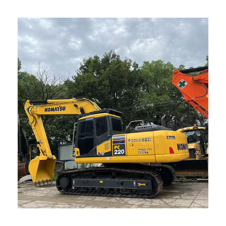 Komatsu PC 220-8 Excavator - Ερπυστριοφόρος εκσκαφέας: φωτογραφία 1 Komatsu PC 220-8 Excavator - Ερπυστριοφόρος εκσκαφέας: φωτογραφία 1