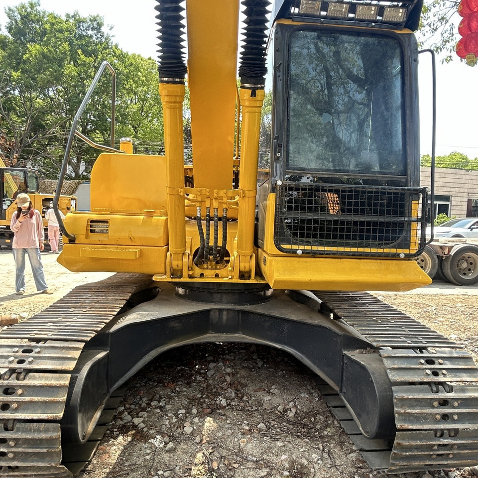Komatsu PC130 Excavator - Ερπυστριοφόρος εκσκαφέας: φωτογραφία 3 Komatsu PC130 Excavator - Ερπυστριοφόρος εκσκαφέας: φωτογραφία 3