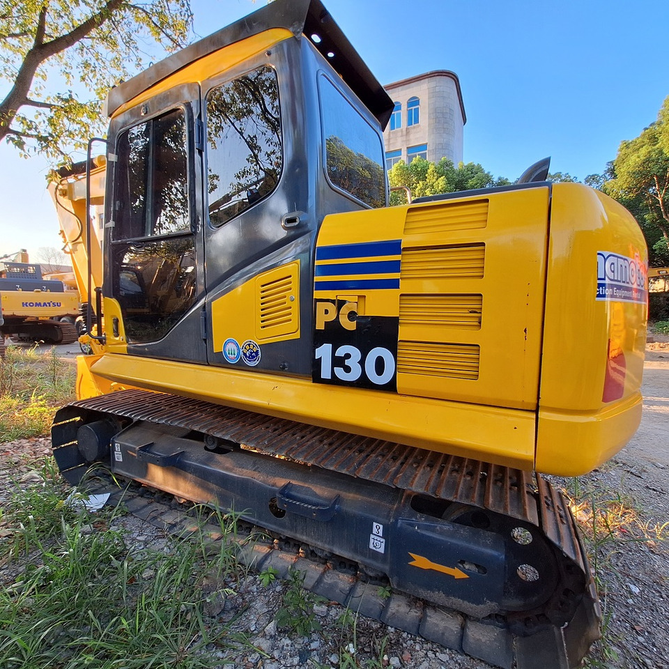 Komatsu PC130 Excavator - Ερπυστριοφόρος εκσκαφέας: φωτογραφία 1 Komatsu PC130 Excavator - Ερπυστριοφόρος εκσκαφέας: φωτογραφία 1