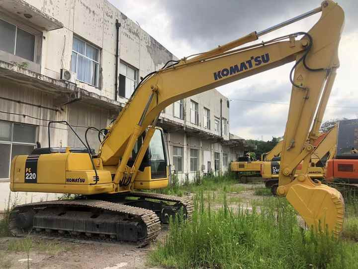 Komatsu PC220-7 - Ερπυστριοφόρος εκσκαφέας: φωτογραφία 4 Komatsu PC220-7 - Ερπυστριοφόρος εκσκαφέας: φωτογραφία 4