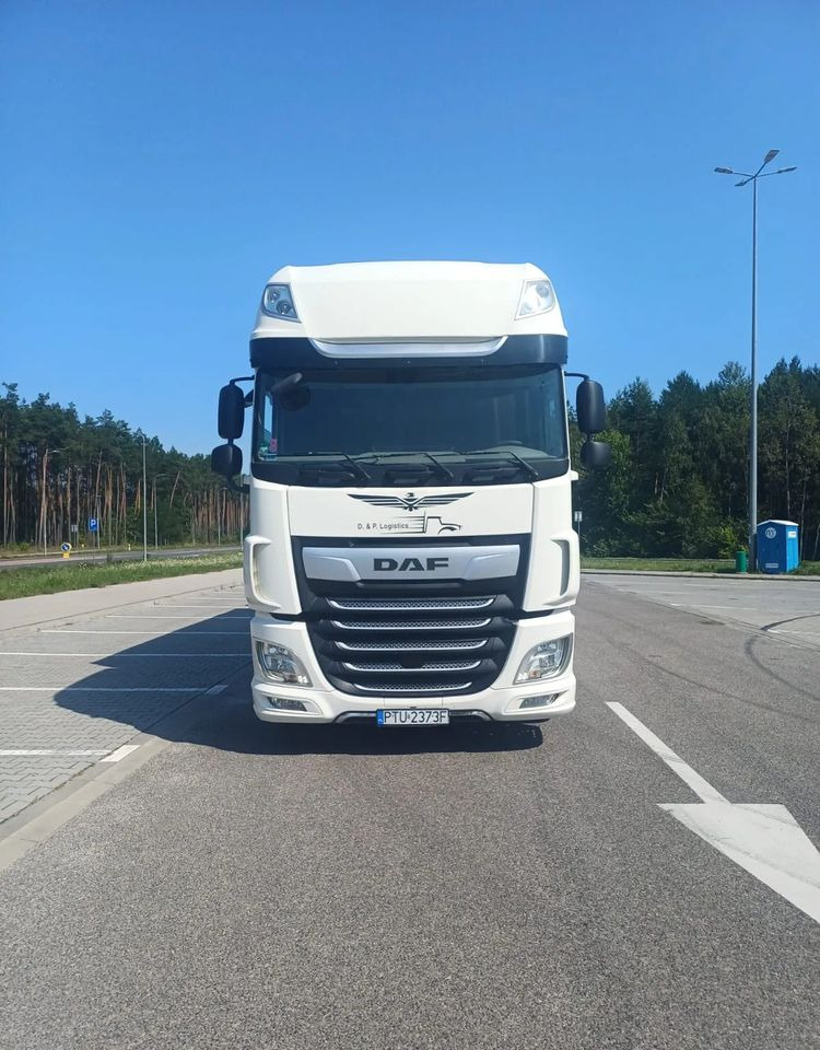 DAF XF 480 SUPER SPACE CAB / ZESTAW TANDEM PRZEJAZDOWY 120 M3 / SSC / ACC /EURO 6 - Φορτηγό μουσαμάς: φωτογραφία 4 DAF XF 480 SUPER SPACE CAB / ZESTAW TANDEM PRZEJAZDOWY 120 M3 / SSC / ACC /EURO 6 - Φορτηγό μουσαμάς: φωτογραφία 4